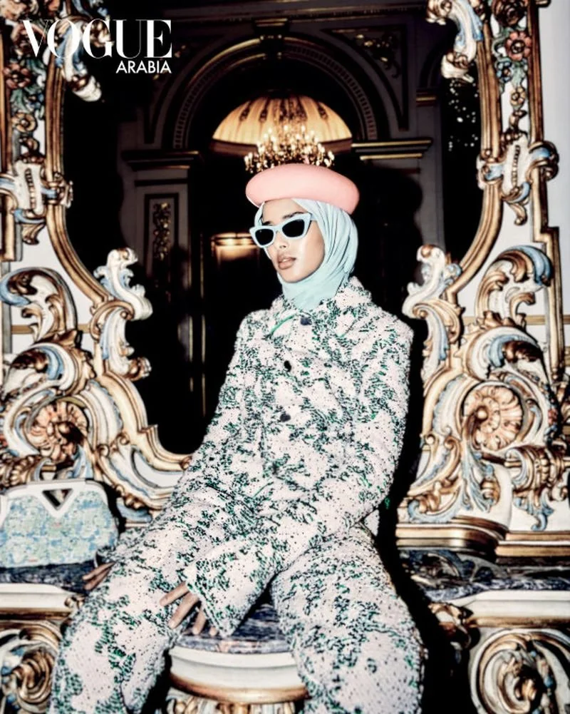 女性情報誌 Vogue Arabia Magazine October 2022 1.jpg